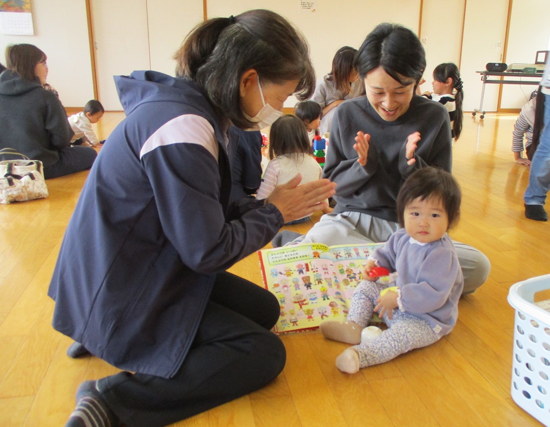 三世代交流 老人福祉センターにて