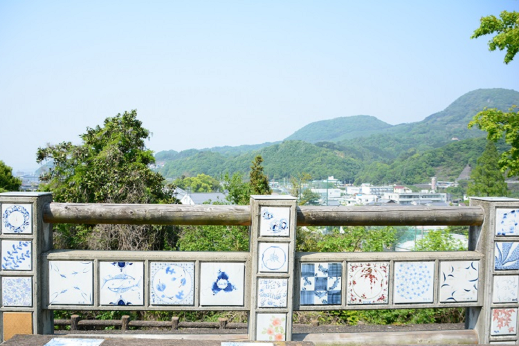 陶板の道の途中にある陶祖ヶ丘からの眺め