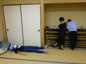いっぽうゆるゆると過ごす留学女子の写真