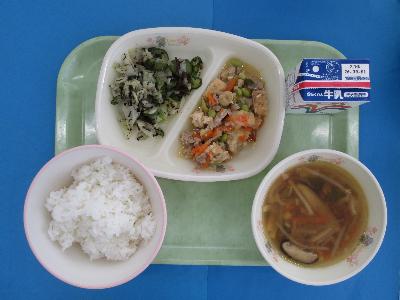 令和8年4月21日の給食の写真